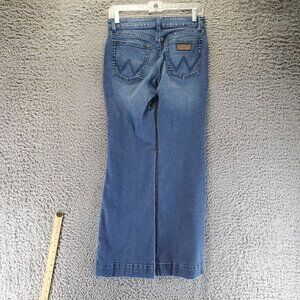 Wrangler Jeans Womens Size 1x32 Blue Trouser Flare Stretch Denim